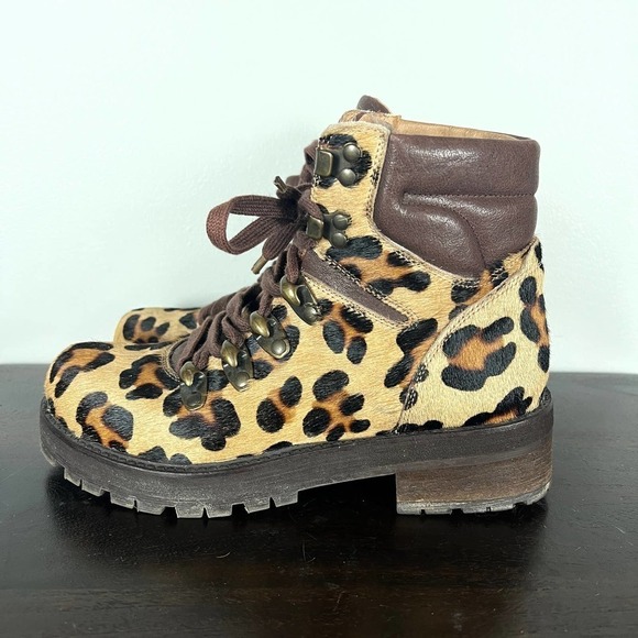 FREE PEOPLE LEOPARD‎ CALF HAIR COMBAT BOOTS WOMEN'S SIZE 37 - Picture 10 of 13